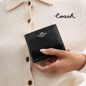 Coach Black Patent Crinkle Leather Snap Wallet CCL79 NWT